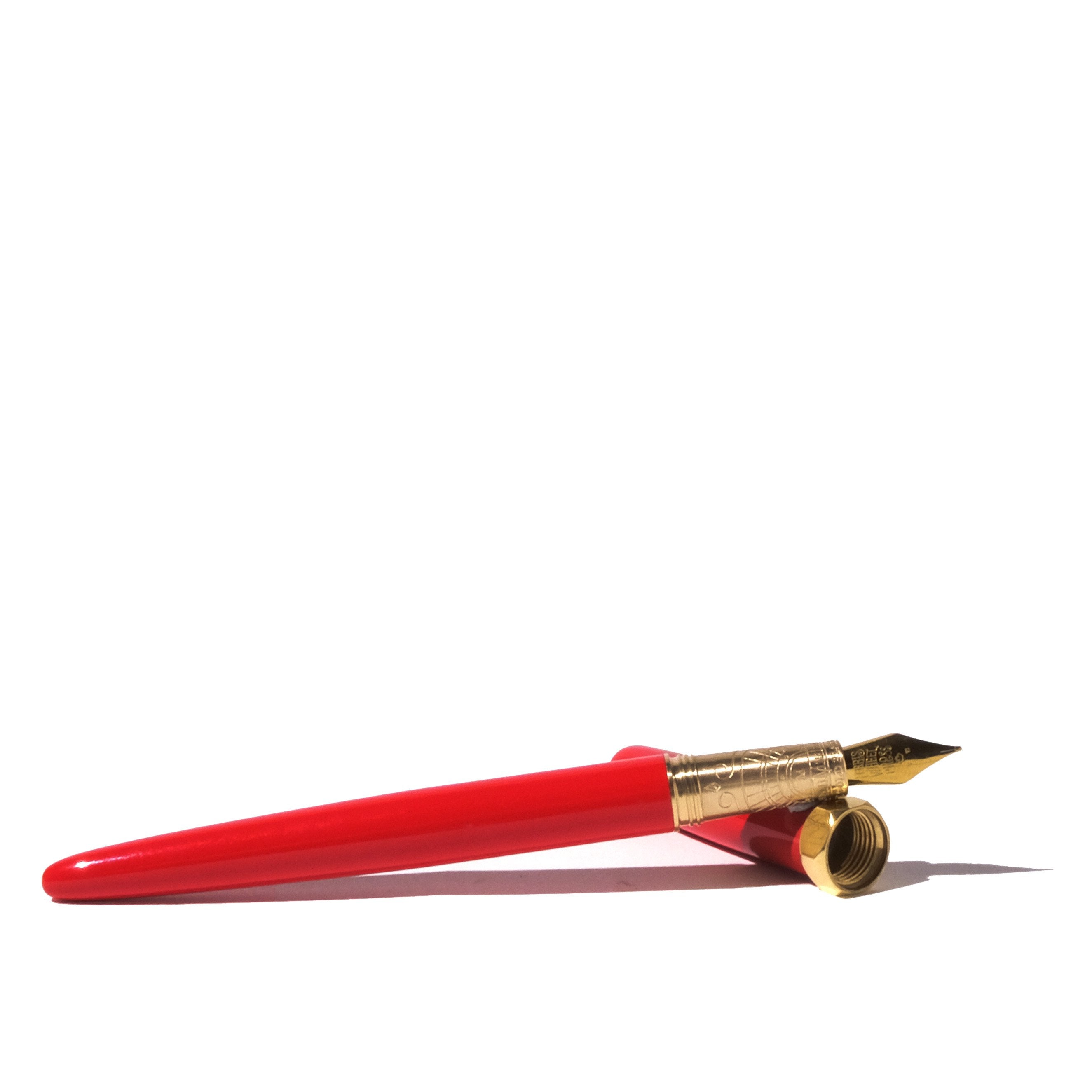 Red Carpet Brush Fountain Pen - Gold Plated Nib